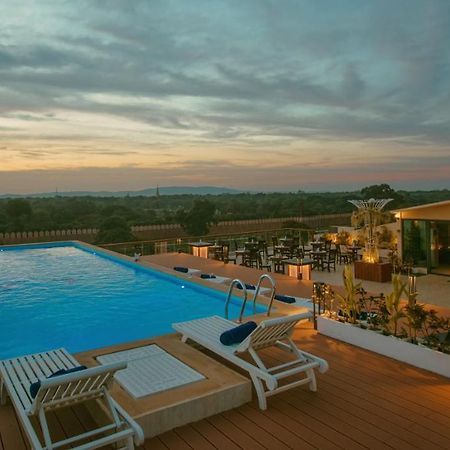 Sunset Palace View Suites Mandalay Exterior photo