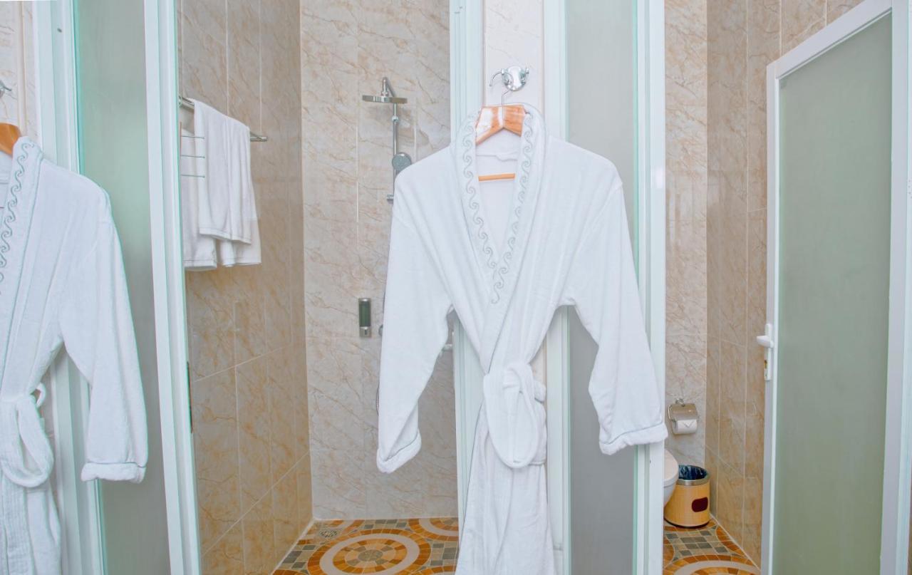 Sunset Palace View Suites Mandalay Exterior photo